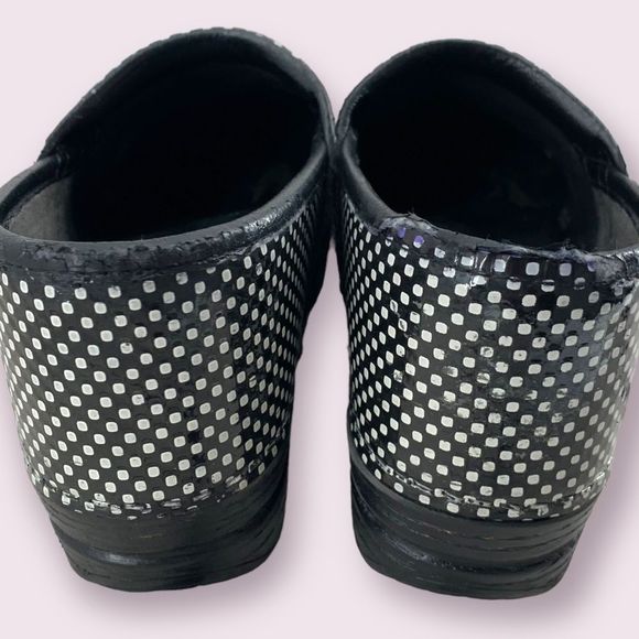 Dansko Patent Polka Dot Mules 38 - Picture 8 of 9